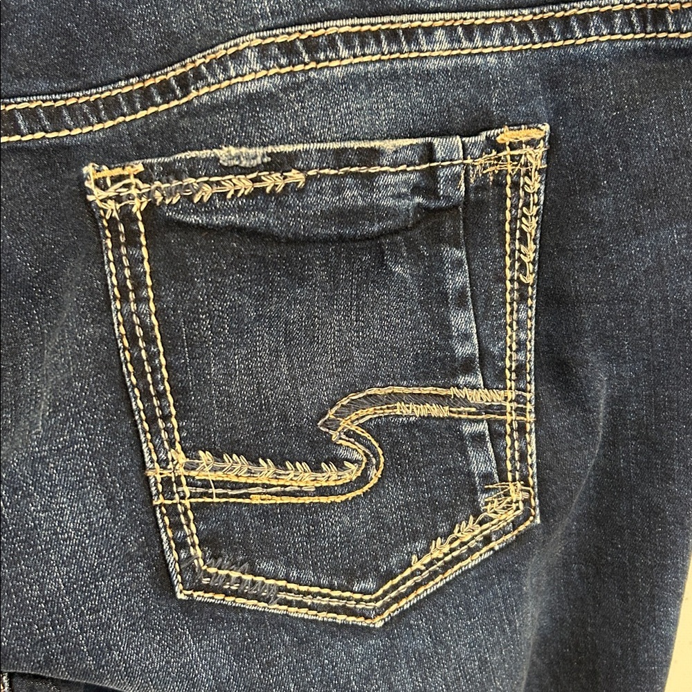 Silver Jeans Indigo Boyfriend jeans.  Sz 20  L 27 (NWT) - Picture 5 of 9